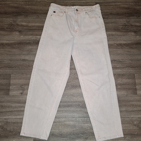 KanCan USA Sonya High Rise Slim Balloon Fit Jeans SIZE 11/29 DUSTY PINK - Picture 1 of 11